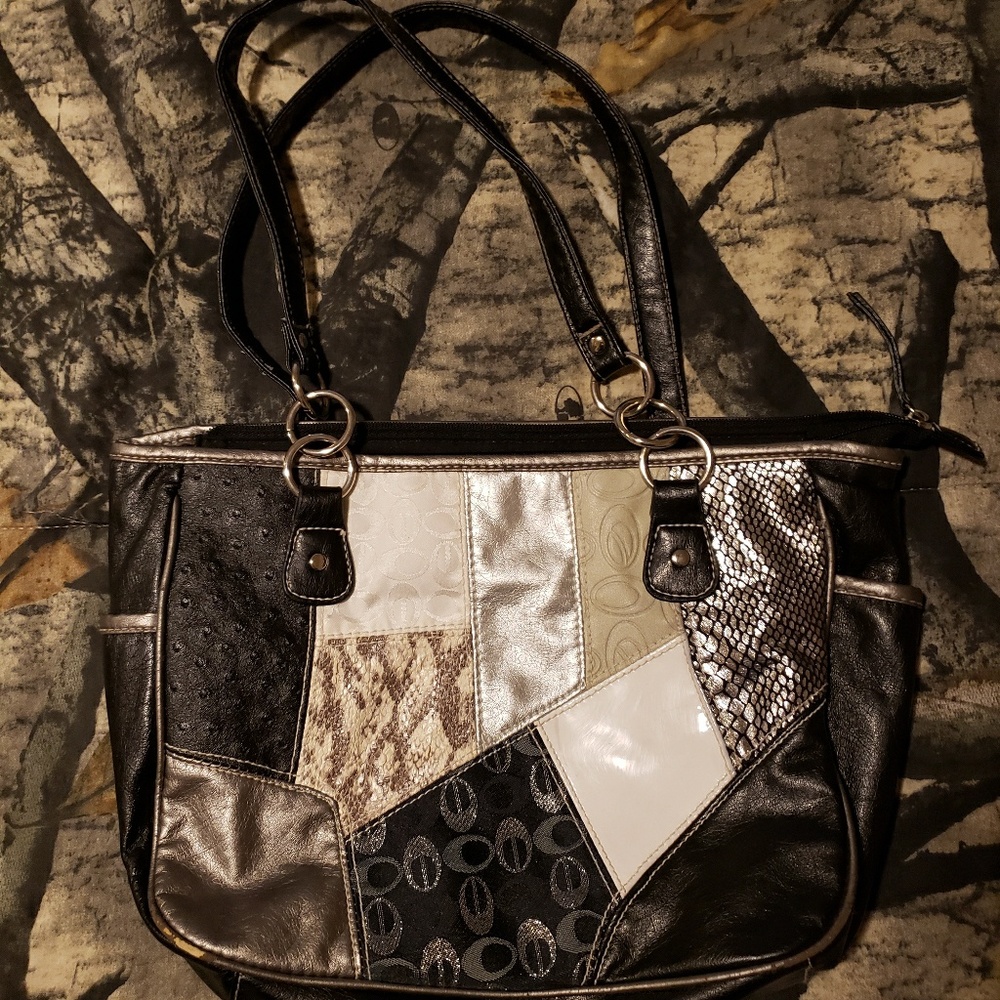 CUTE AND STYLISH PURSE